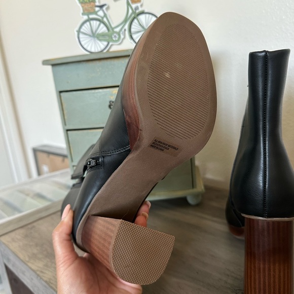 Dolce Vita Boots size 10 - Picture 3 of 5